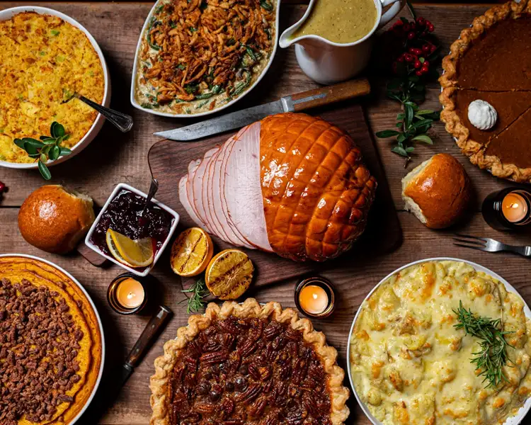 Source: Jed Owen/ unsplash  The Thanksgiving feast is undoubtedly the highlight of the day