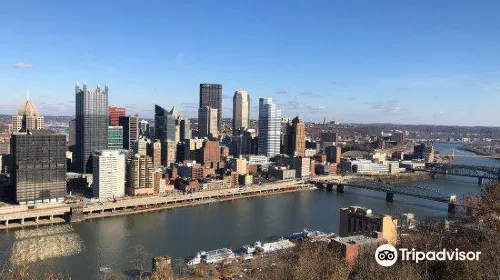 How to Dress at Temperature in Pittsburgh in June