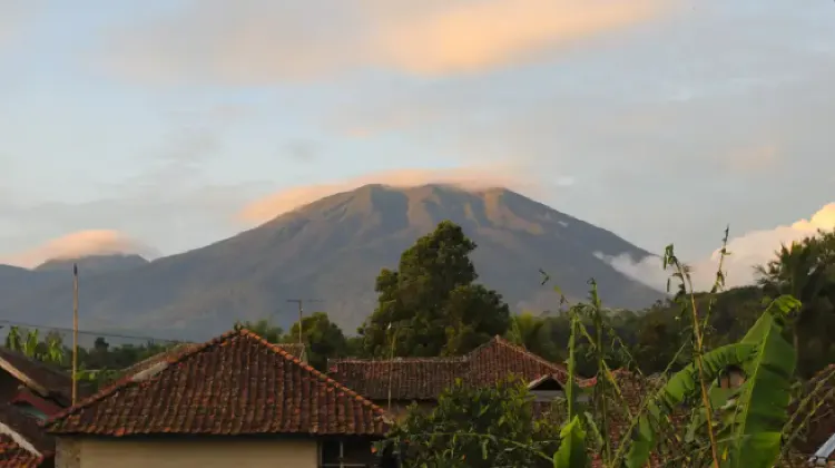 Tempat Wisata di Bogor - Gunung Gede Pangrango