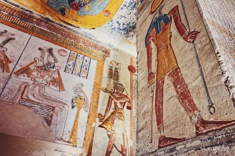 How much does it cost for hotels when traveling to Egypt