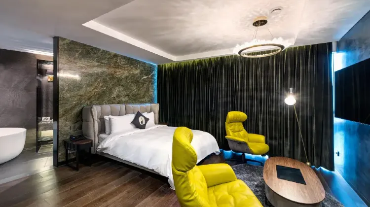 Hotel The Designers DDP