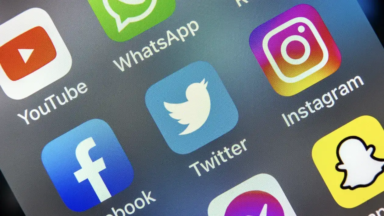 What APP should be installed for costa rica