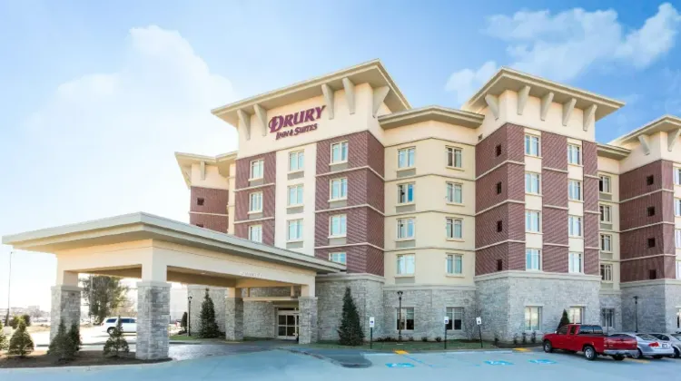 Modern hotel building under blue sky at Drury Inn & Suites Louisville North