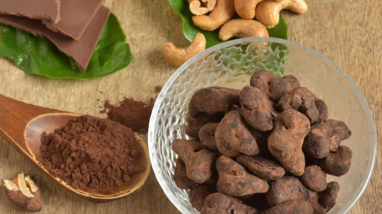 カシューナッツチョコレート／Amazing Cambodia