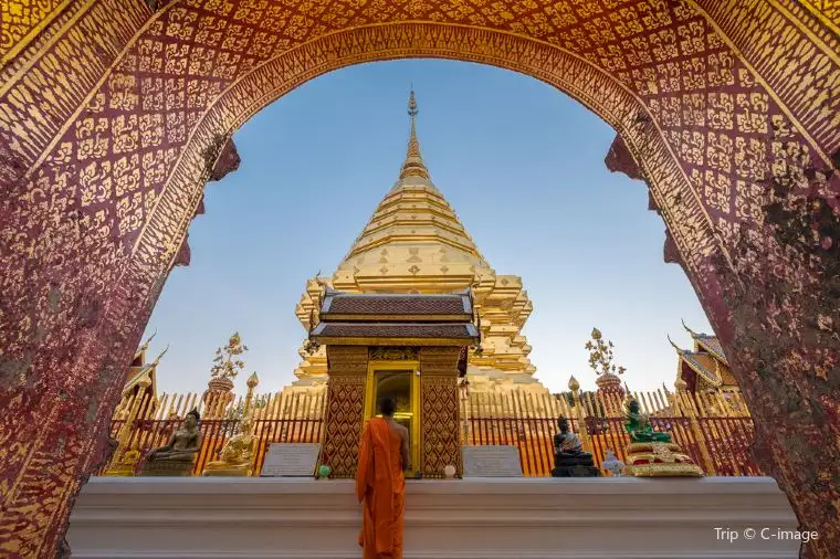 Songkran festival 2024 - Wat Phra That Doi Suthep Ratchaworawihan
