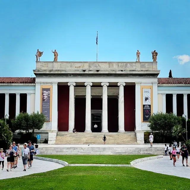 Best time to visit Greece | National Archaeological Museum