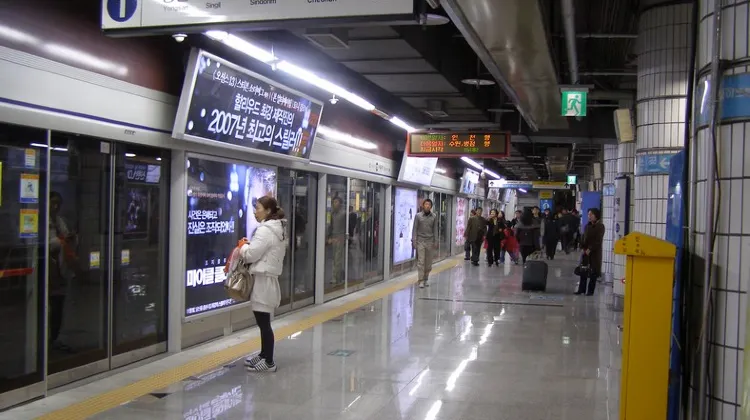 How to Get Around Seoul Station: Transportion Guide