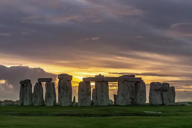 Stonehenge in the twilight. Source: Jack B / unsplash