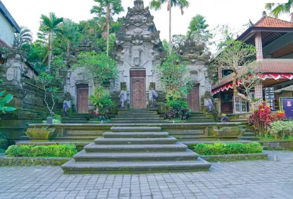 Things to do in Ubud-Museum Puri Lukisan
