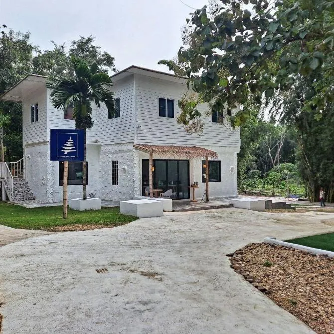 ธรรมชาติ คาเฟ่ Thammachart Cafe