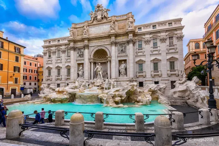 ローマ中心部からテルミ二駅／ティブルティーナ駅までのアクセス方法