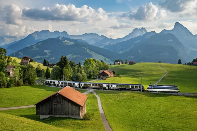 Top2 เส้นทางของรถไฟสายโรแมนติกสวิส - Golden Pass Line