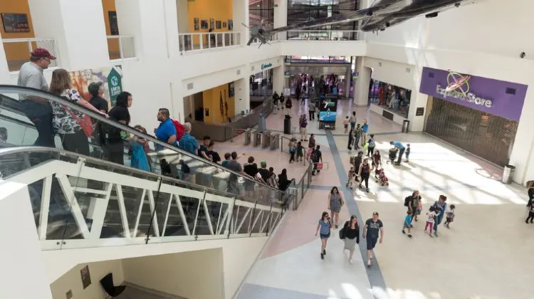 ロサンゼルスの天気に合わせた服装選び