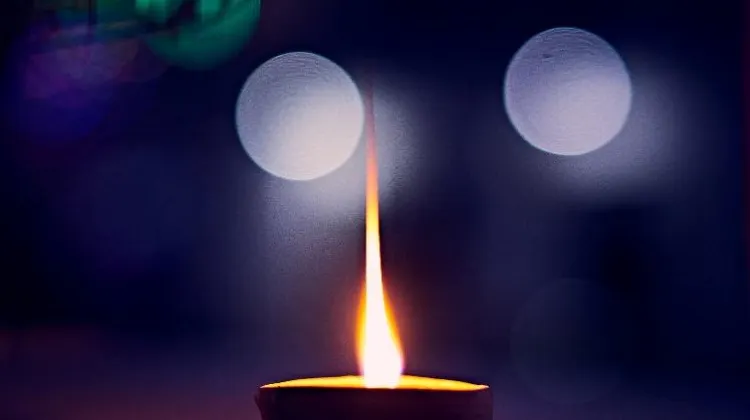Diwali (Deepavali): the Festival of Lights
