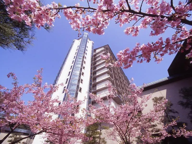 カップルで満喫！なばなの里周辺のおしゃれなホテルを探す5つのコツ