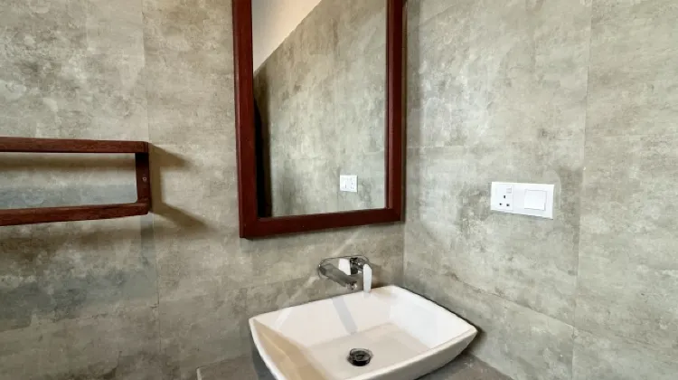 中国旅行で変換プラグが必要？