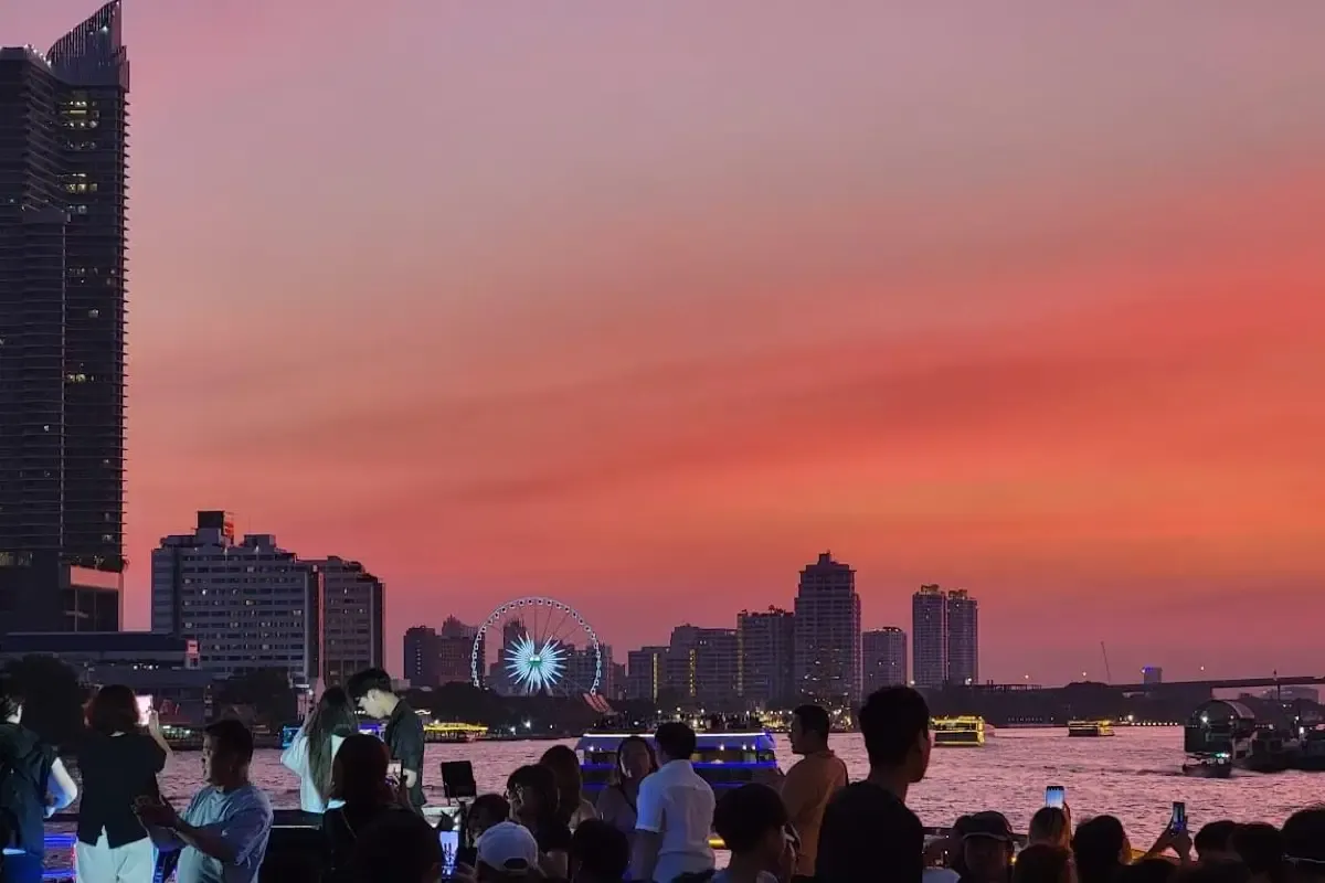 ไวท์ ออร์คิด ริเวอร์ ครูซส์