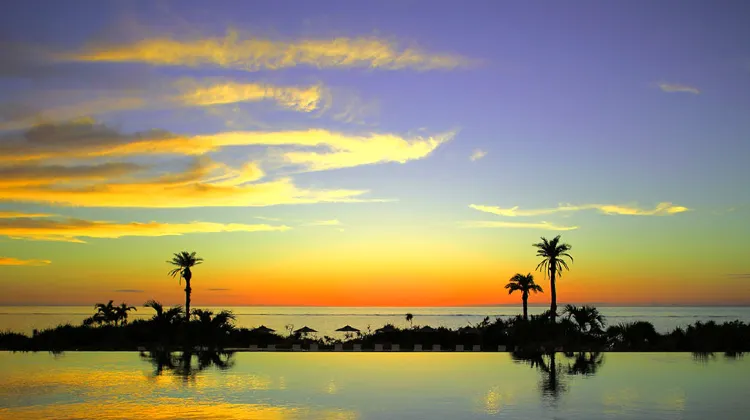 沖繩蒙特利水療度假酒店娛樂活動 | Sunset Garden 日落花園