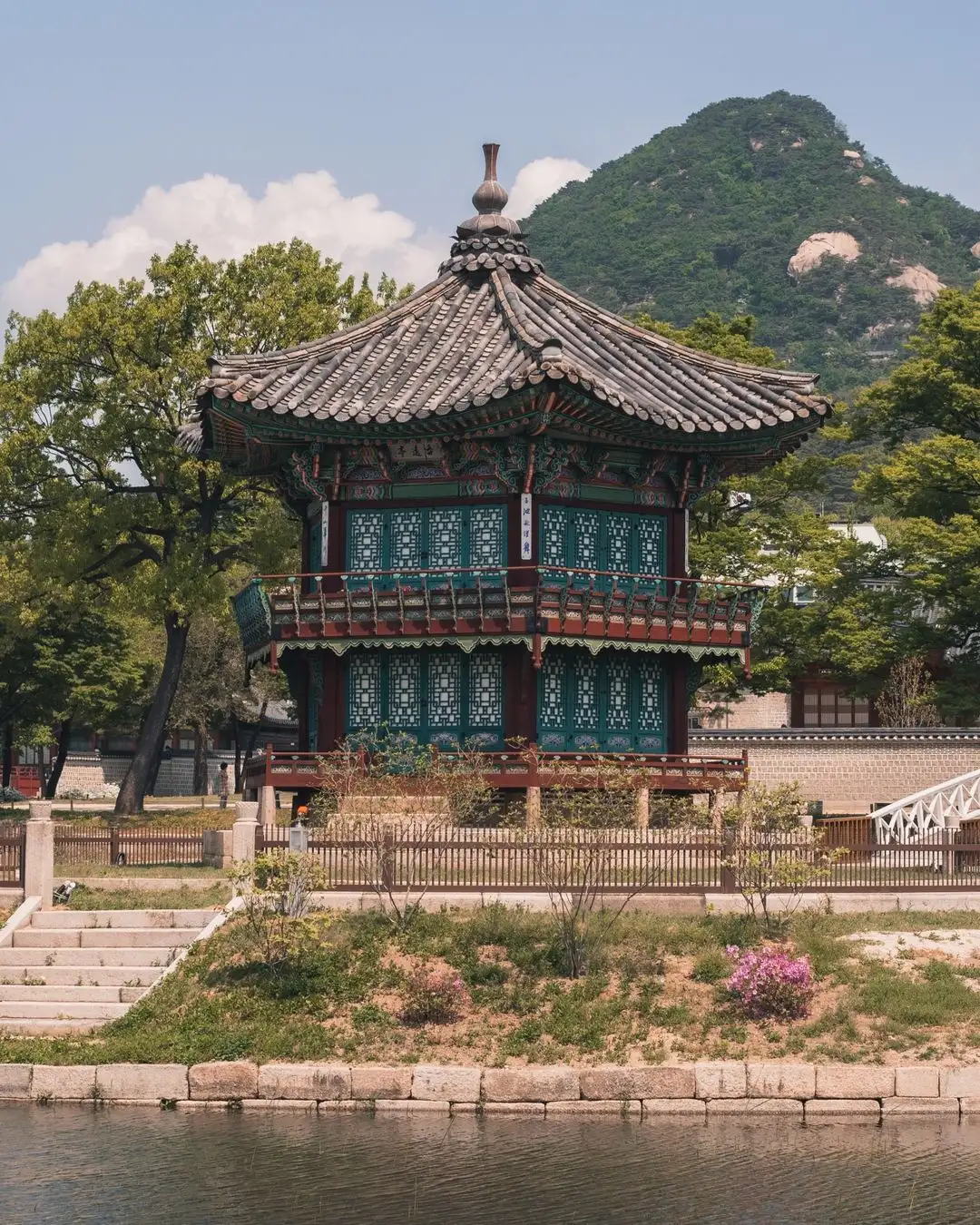 bài viết du lịch trip.com - cung gyeongbokgung hàn quốc