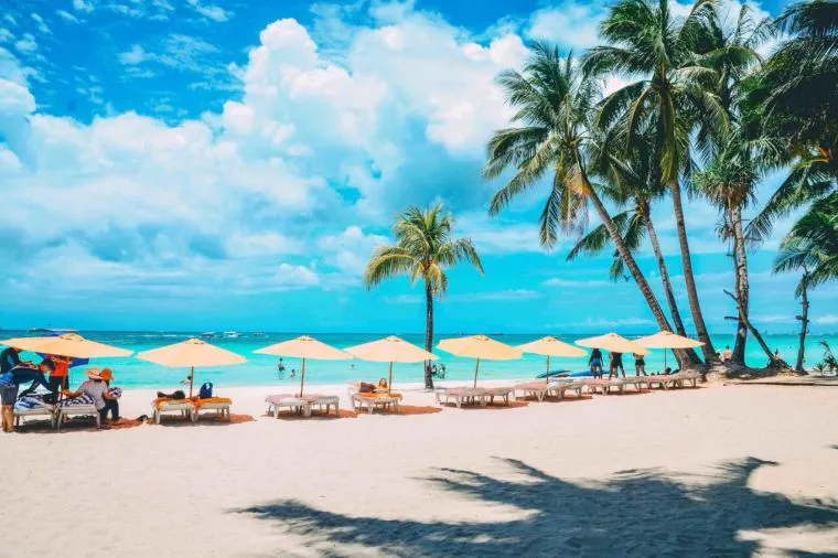 菲律賓旅行費用 - 長灘島白色海灘