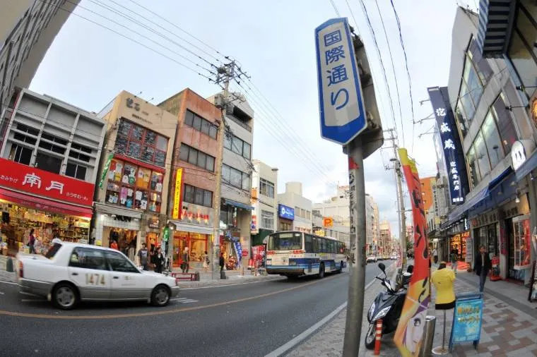沖縄のお土産を購入するのにおすすめの場所ベスト3