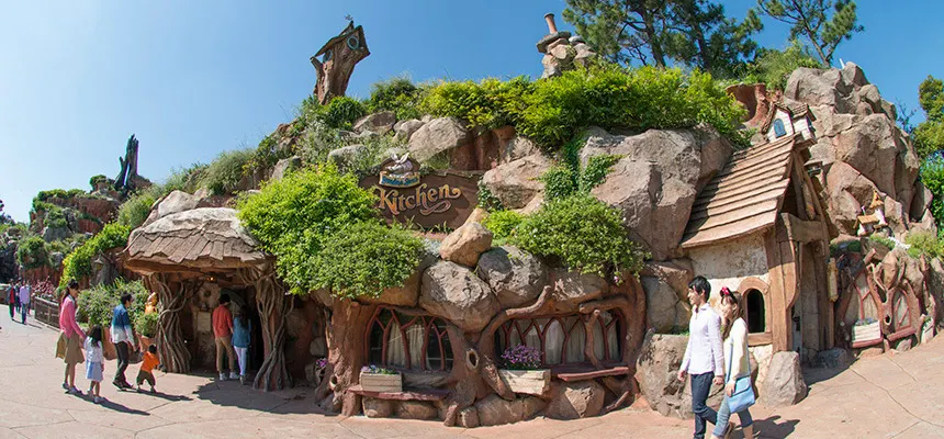 Rekomendasi Tempat Makan di Disneyland Tokyo