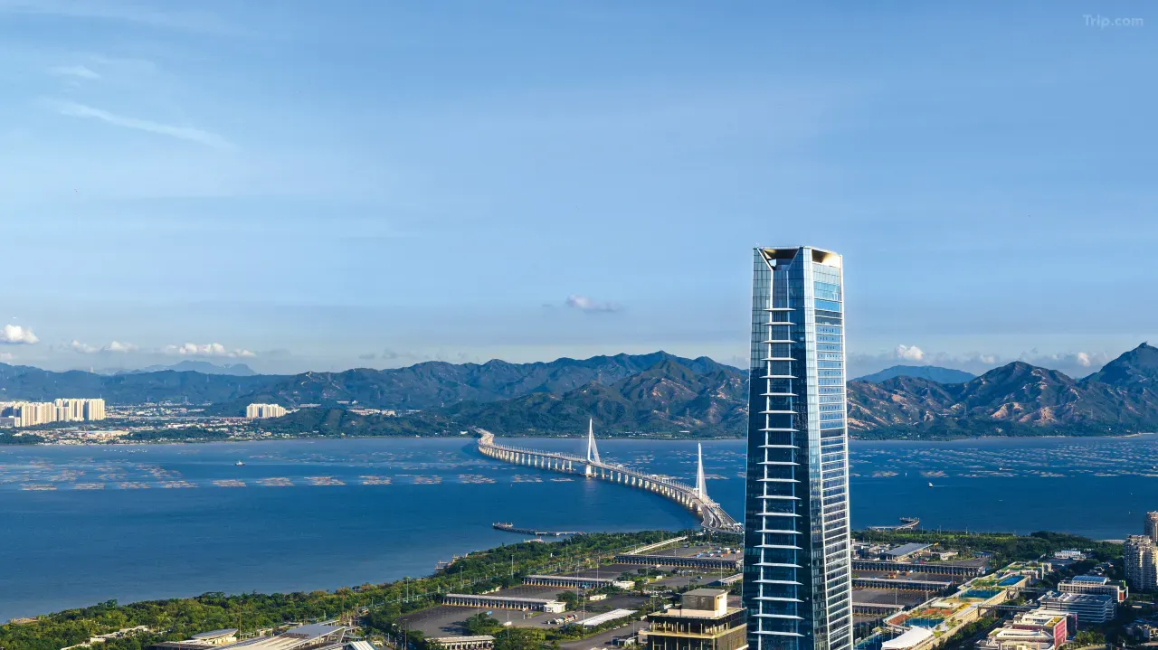 深圳鵬瑞萊佛士酒店