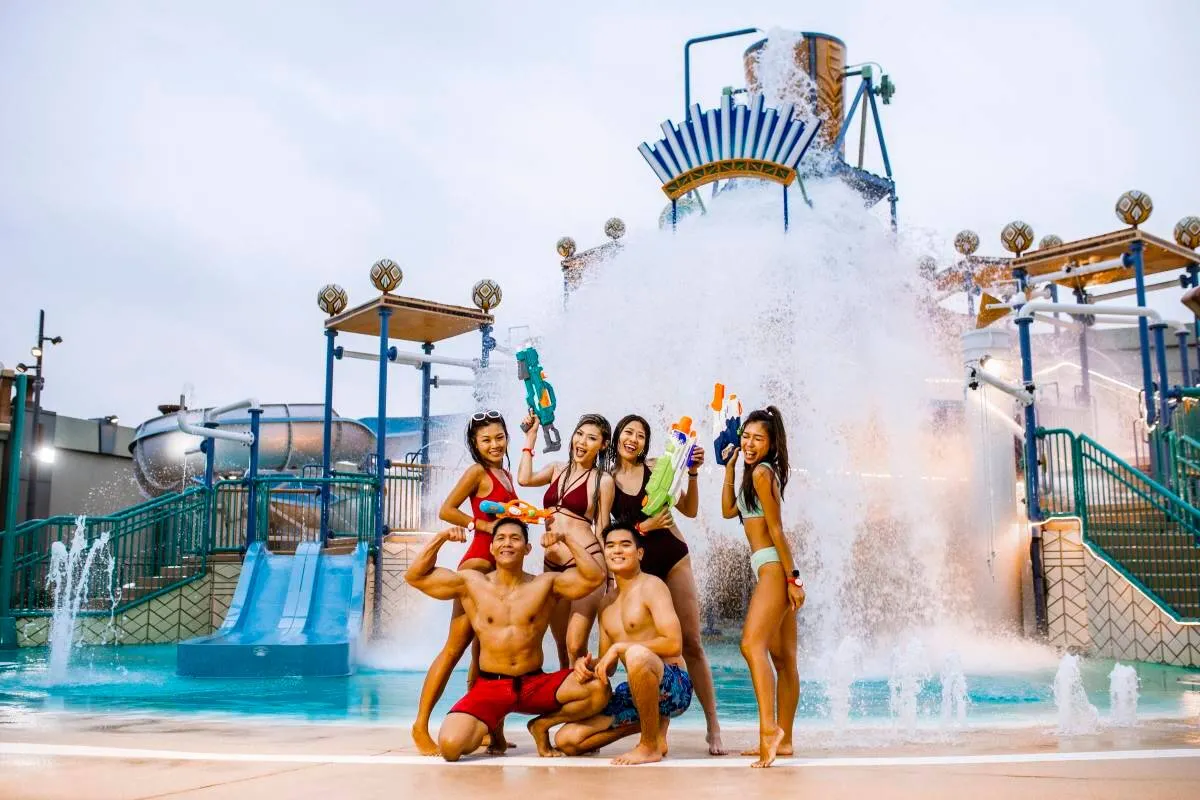 新濠影匯水上樂園 黃金大水桶