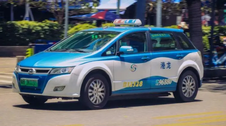 深圳空港から市内へ｜タクシー