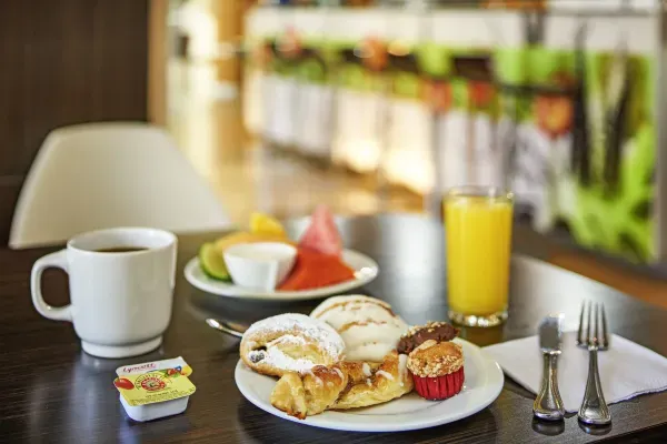 早餐 宜必思香港中上環酒店優惠