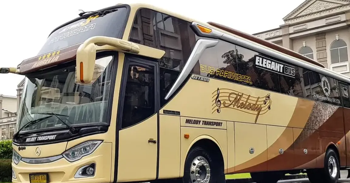 5. Transportasi Umum di Bali-Shuttle Bus Pariwisata