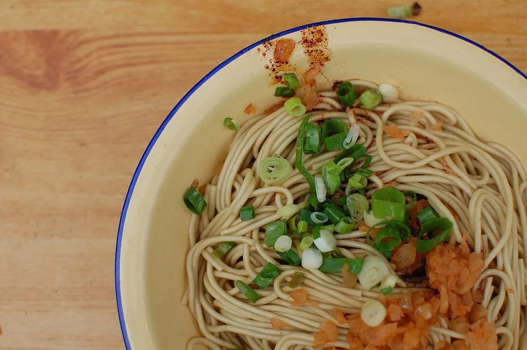 熱干麺（ルーガンメン）