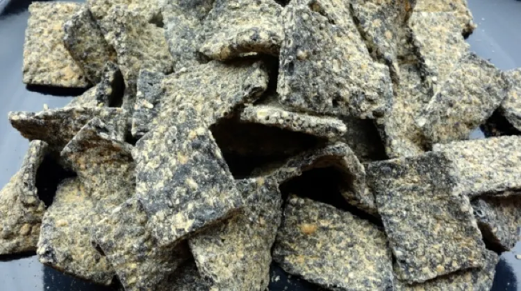 打保屋「黒胡麻こくせん」