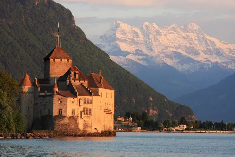 How Much Does it Cost for Sightseeing When Traveling to Switzerland