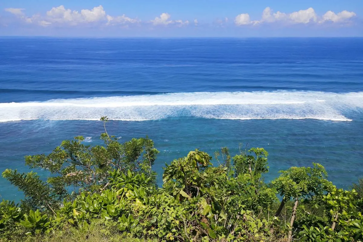 30 Tempat Wisata di Bali-Pantai Green Bowl