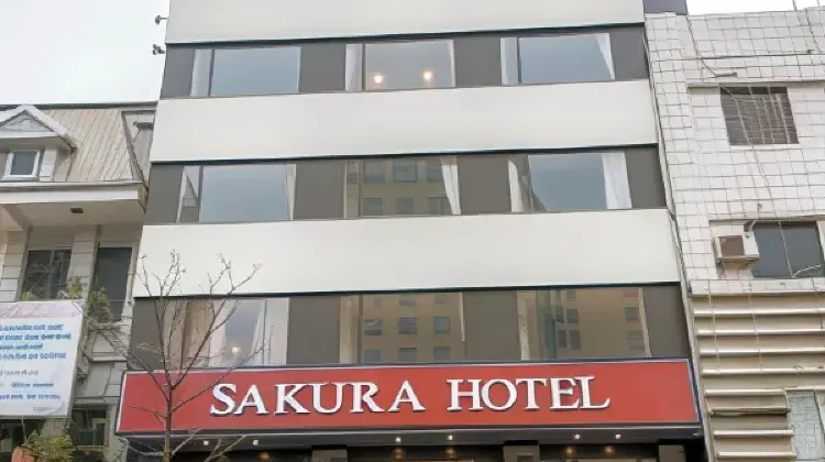 日本語OK：サクラホテル1・2・3