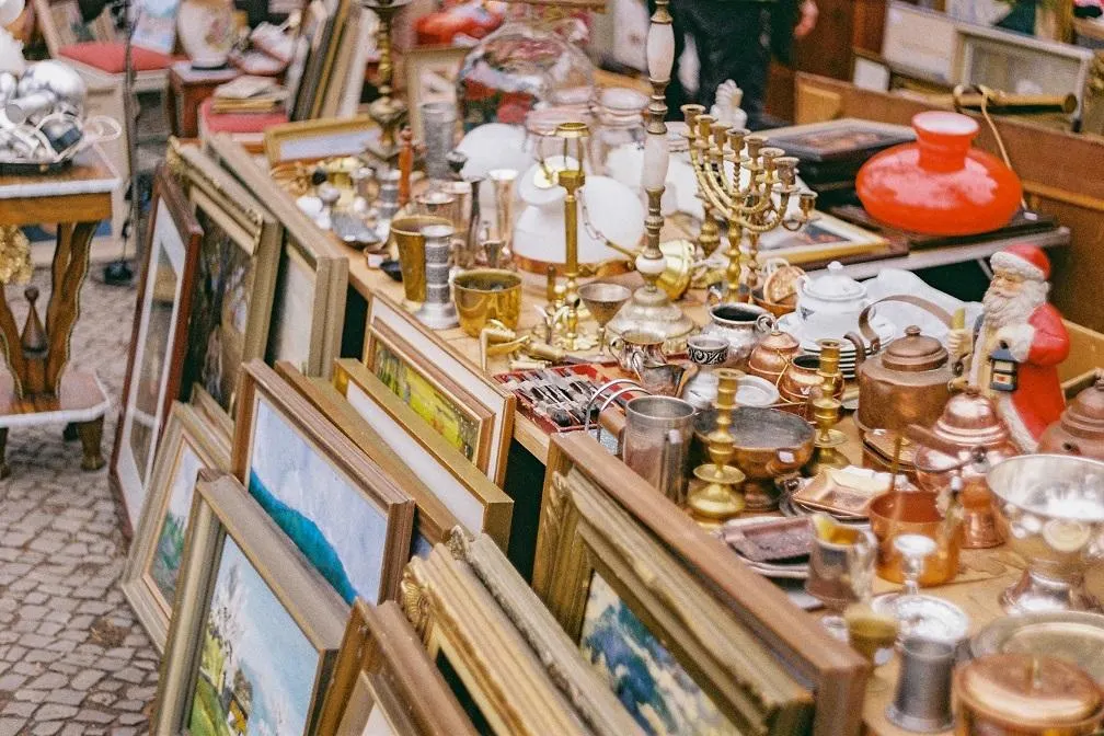 Foire à la brocante et aux antiquités 