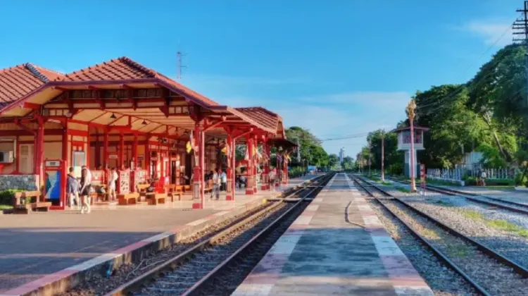 สถานีรถไฟหัวหิน