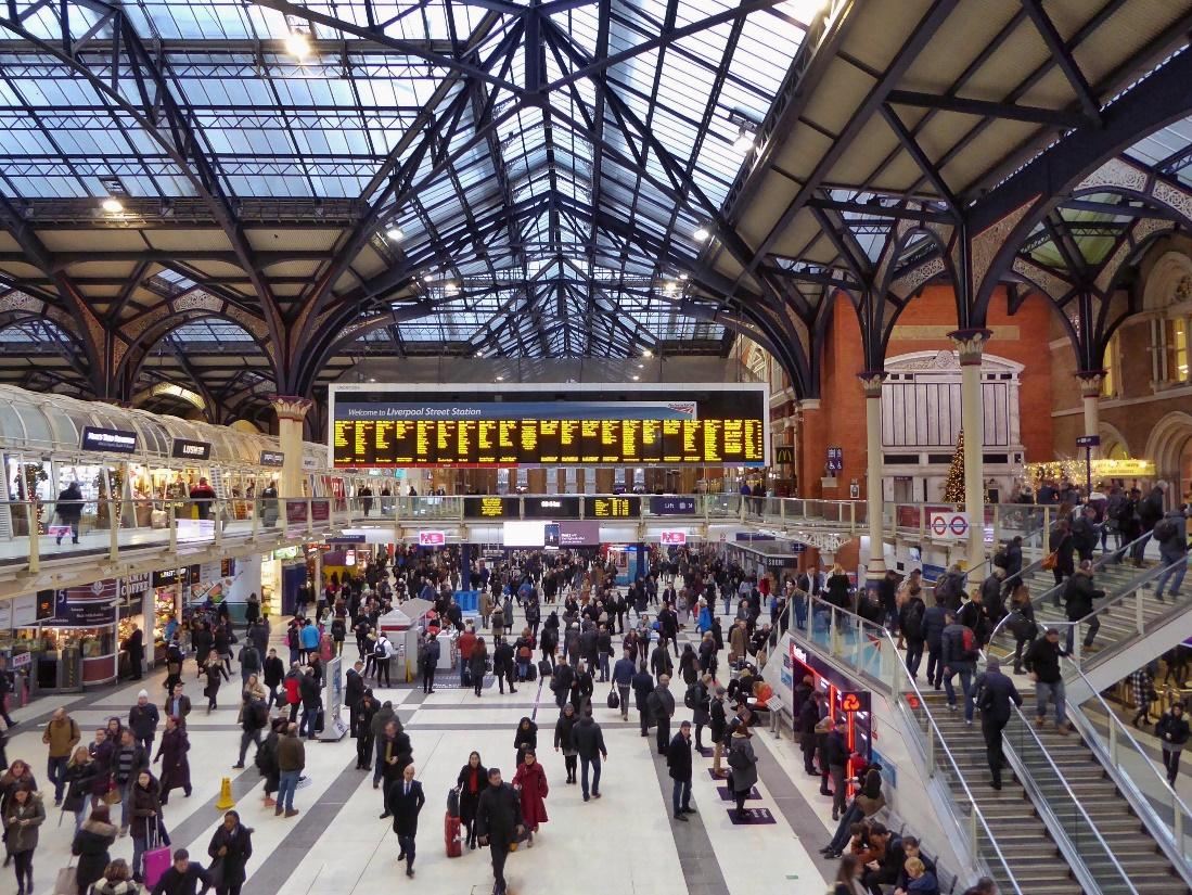 UK Railcard Types 2026: Prices, Eligibility & Offers