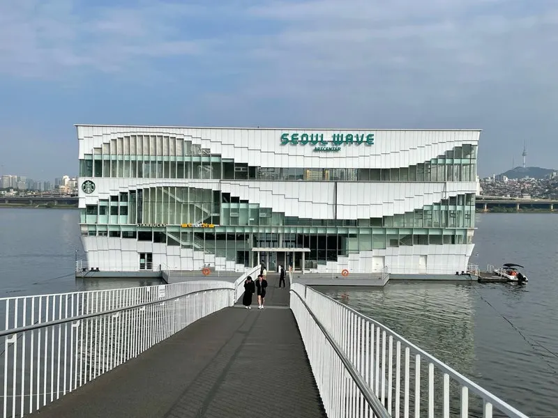 スターバックス ソウルウェイブアートセンター店|BTS聖地巡礼