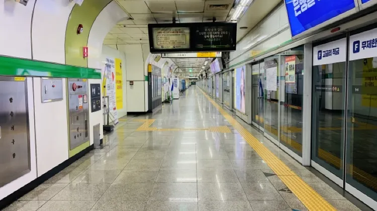 金浦国際空港からソウル:地下鉄の場合