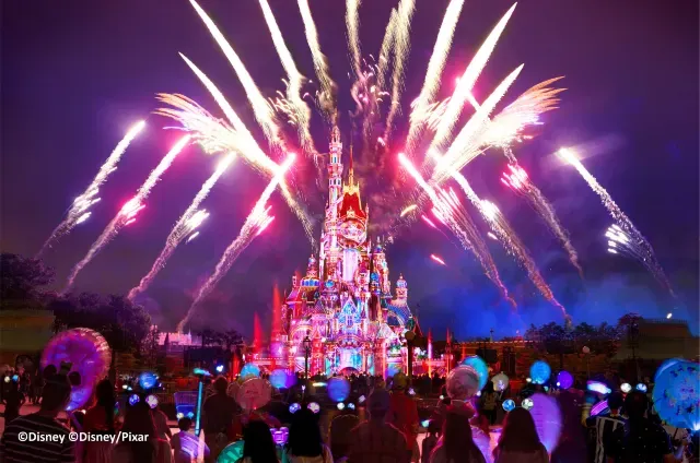 香港迪士尼樂園「夜間城堡匯演」