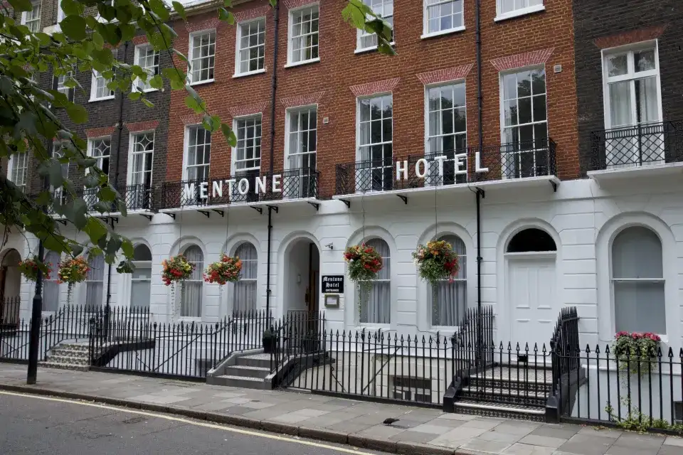 Mentone Hotel - B&B
