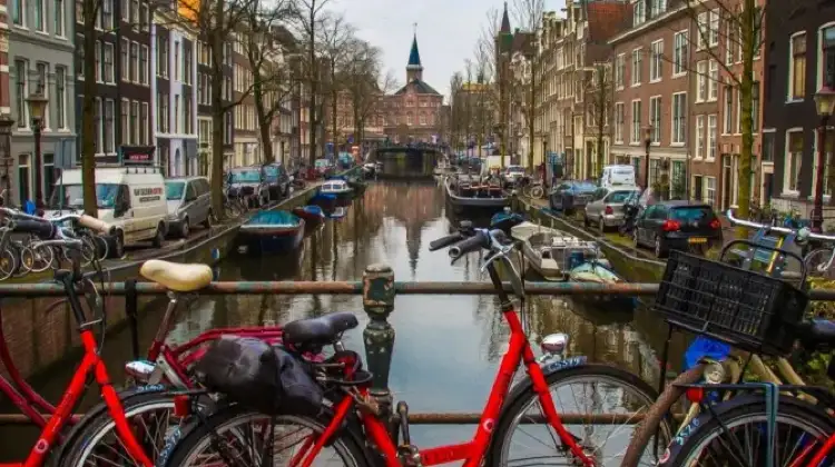 Amsterdam Trip Cost Red Bikes by the Canal!