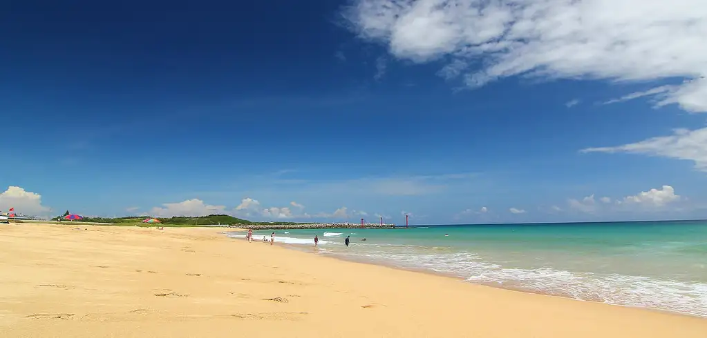 山水沙灘