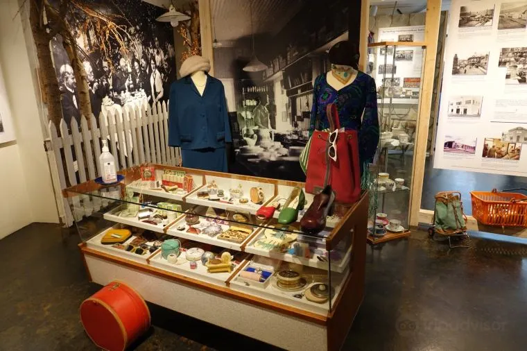 Methods to Save Money When Traveling to Iceland