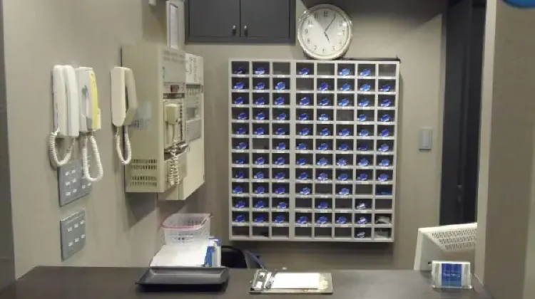 2.カプセルホテル ザネル上野御徒町（男性専用）