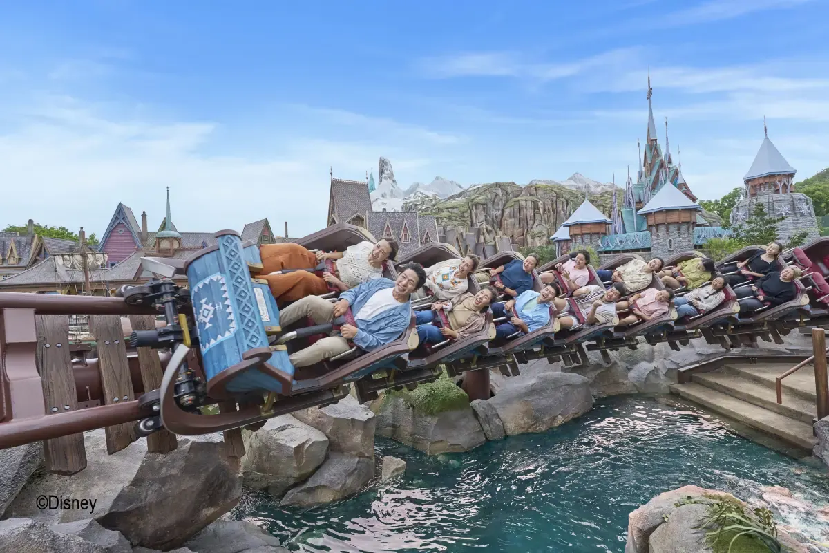 Hong Kong Disneyland attractions