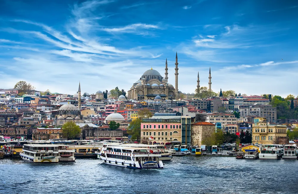 Book Cheap Flights from London to Istanbul and Save Money