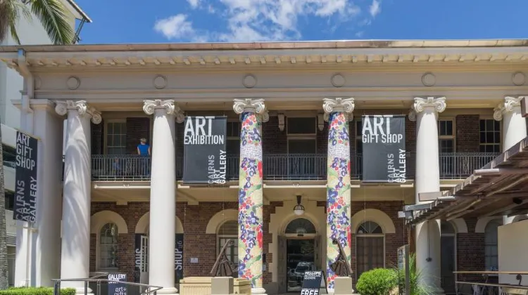 ケアンズ・セントラル